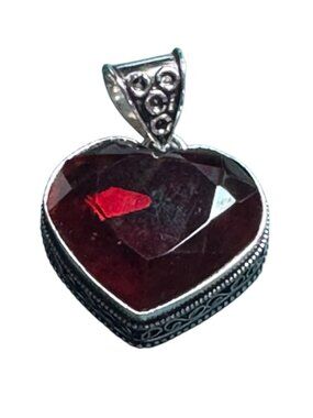Sterling Silver 925 Heart Pendant Deep Red Faceted Gemstone Vintage Style Filigr